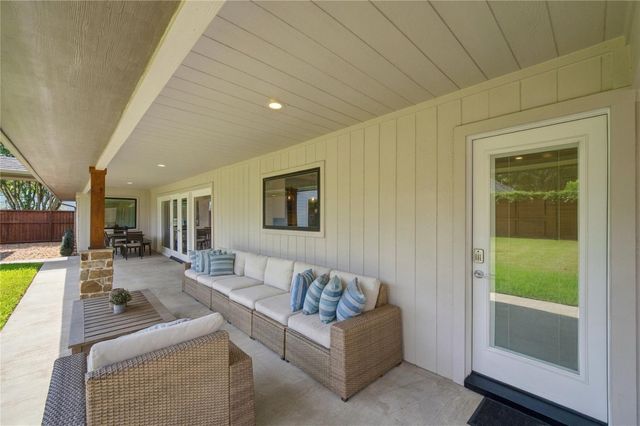 10823 Chimney Rock Road, Houston, TX 77096