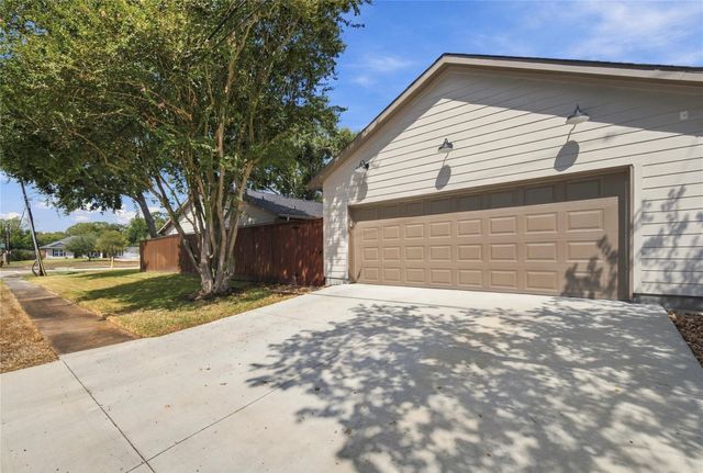 10823 Chimney Rock Road, Houston, TX 77096