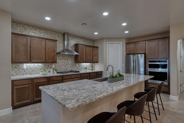 4784 Manzano Peak Street SW, Los Lunas, NM 87031
