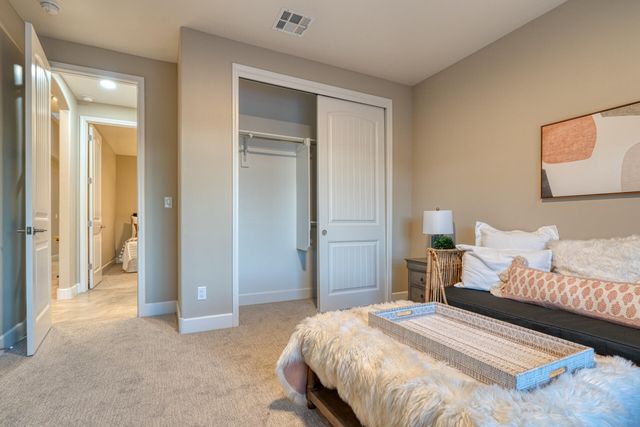 4784 Manzano Peak Street SW, Los Lunas, NM 87031