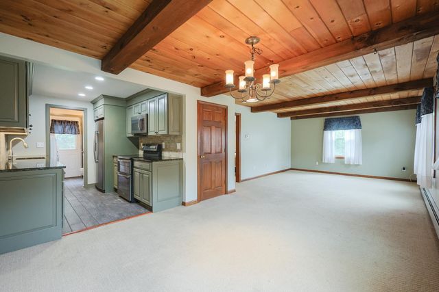 220 Central Street, Hampstead, NH 03826
