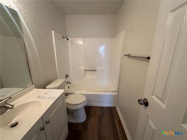 2210 Shoemaker Drive, Killeen, TX 76543