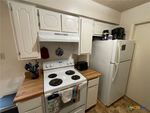 2210 Shoemaker Drive, Killeen, TX 76543