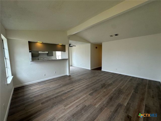 2210 Shoemaker Drive, Killeen, TX 76543