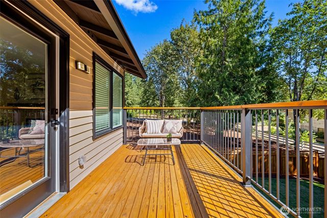17409 NE 136th Street, Redmond, WA 98052