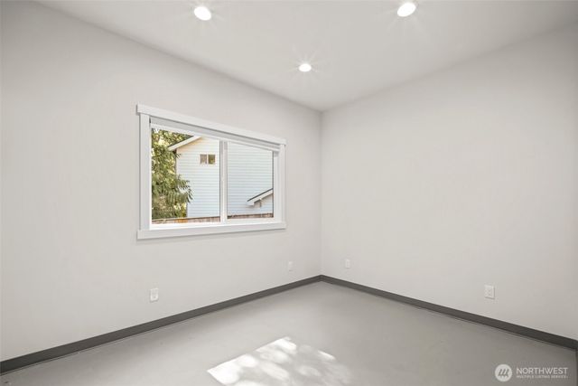 17409 NE 136th Street, Redmond, WA 98052