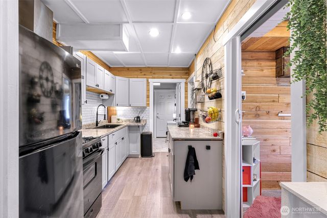 18426 State Route 9, Mount Vernon, WA 98274