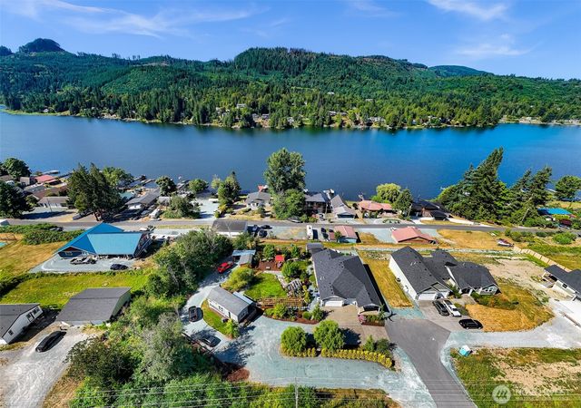 18426 State Route 9, Mount Vernon, WA 98274