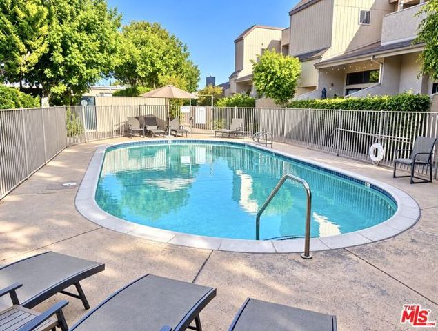 15149 Magnolia Boulevard D, Los Angeles, CA 91403