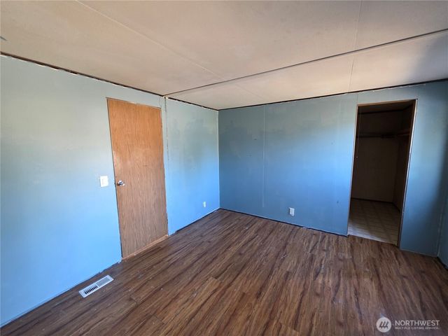 111 99th Street S, Tacoma, WA 98444