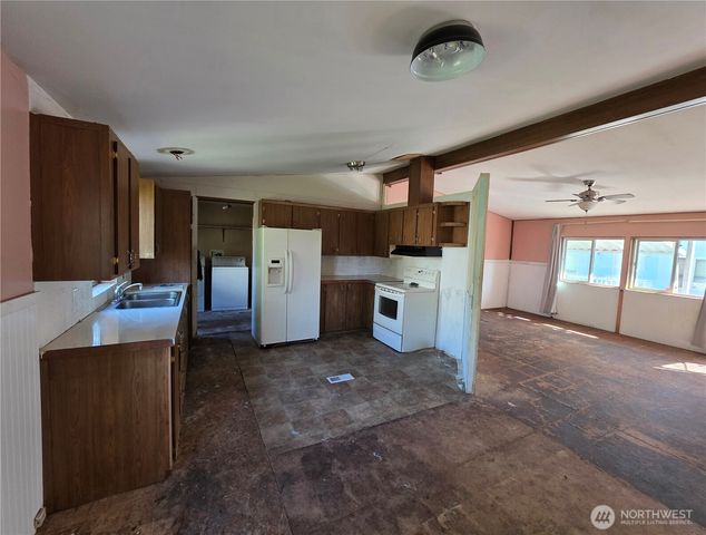 111 99th Street S, Tacoma, WA 98444