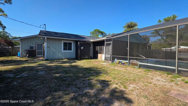 142 Tudor Road SW, Palm Bay, FL 32908