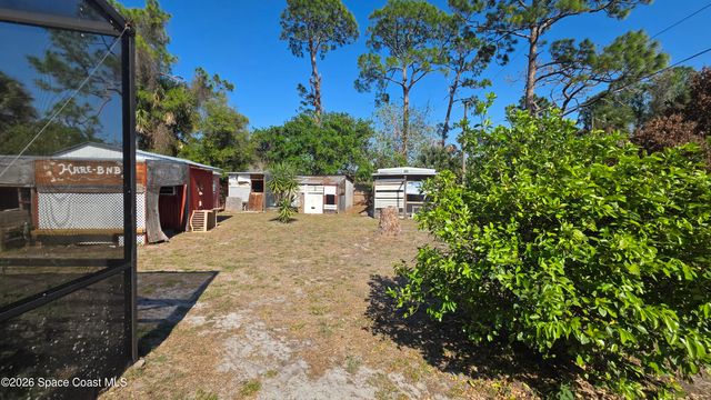 142 Tudor Road SW, Palm Bay, FL 32908
