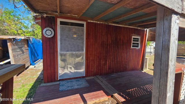 142 Tudor Road SW, Palm Bay, FL 32908