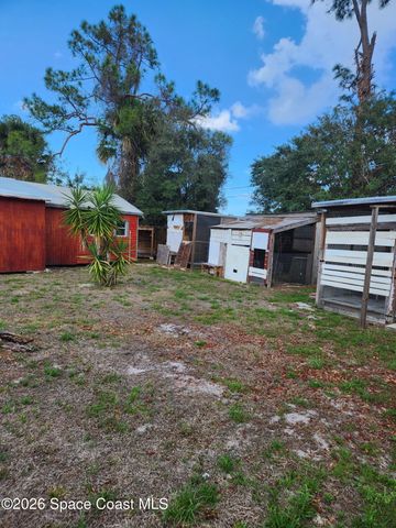 142 Tudor Road SW, Palm Bay, FL 32908