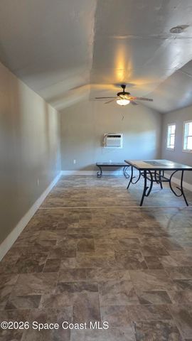 142 Tudor Road SW, Palm Bay, FL 32908