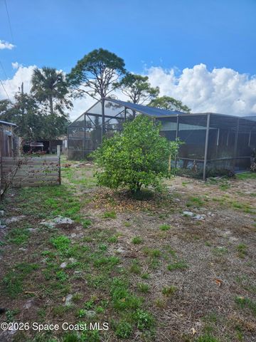 142 Tudor Road SW, Palm Bay, FL 32908