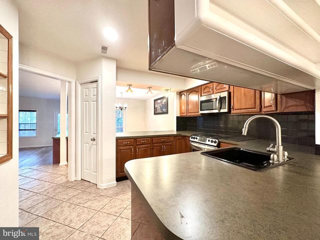 20322 BUTTERWICK WAY, Gaithersburg, MD 20886