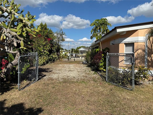 4411 CONWAY BOULEVARD, Port Charlotte, FL 33952