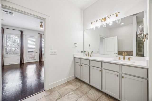 2520 Bluebonnet LN 15, Austin, TX 78704