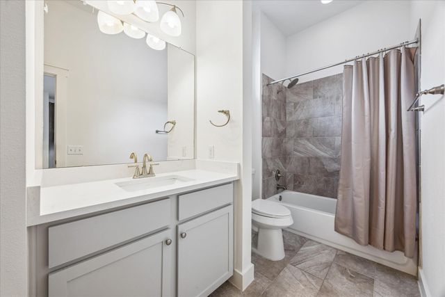 2520 Bluebonnet LN 15, Austin, TX 78704