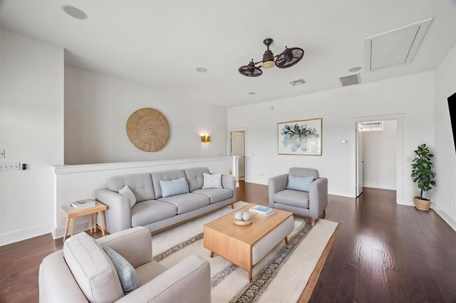 2520 Bluebonnet LN 15, Austin, TX 78704