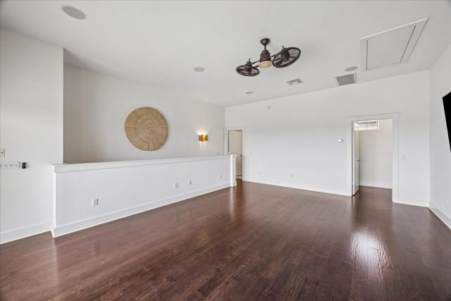 2520 Bluebonnet LN 15, Austin, TX 78704