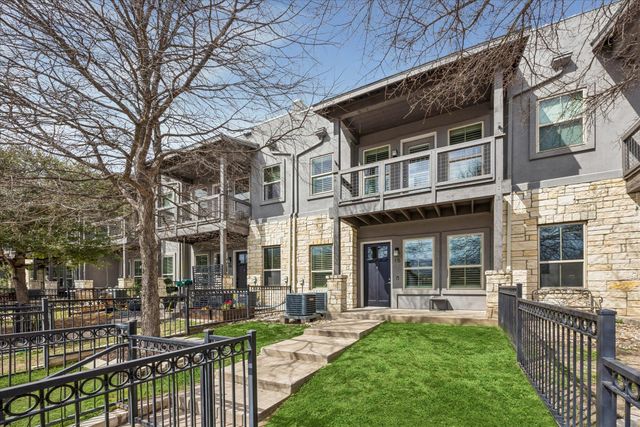 2520 Bluebonnet LN 15, Austin, TX 78704