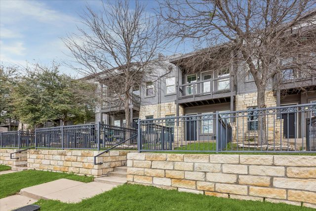2520 Bluebonnet LN 15, Austin, TX 78704