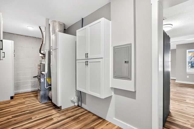 2820 W State Street Street, Springfield, MO 65802