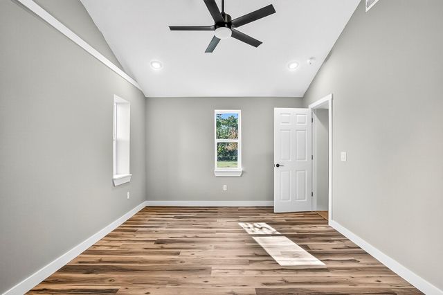 2820 W State Street Street, Springfield, MO 65802