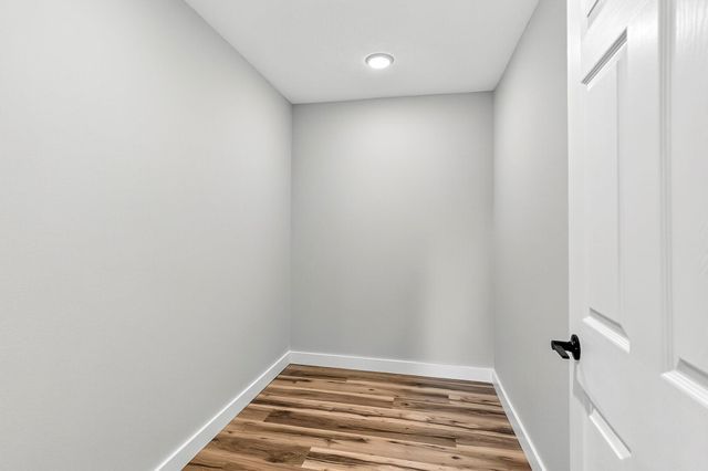 2820 W State Street Street, Springfield, MO 65802