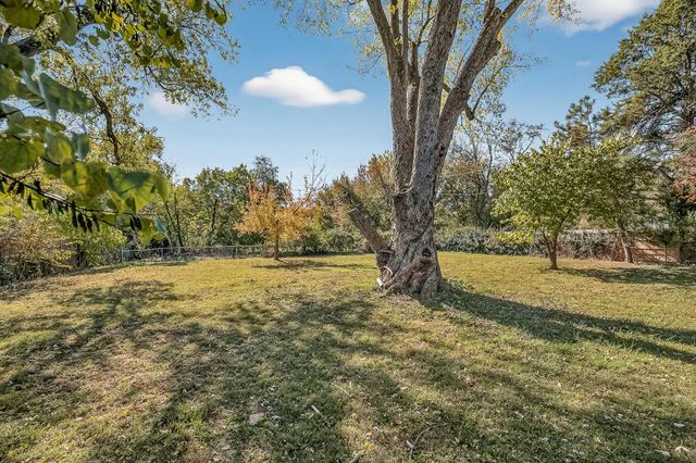 2820 W State Street Street, Springfield, MO 65802