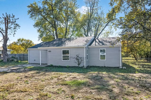 2820 W State Street Street, Springfield, MO 65802