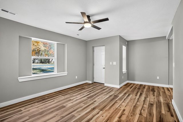 2820 W State Street Street, Springfield, MO 65802