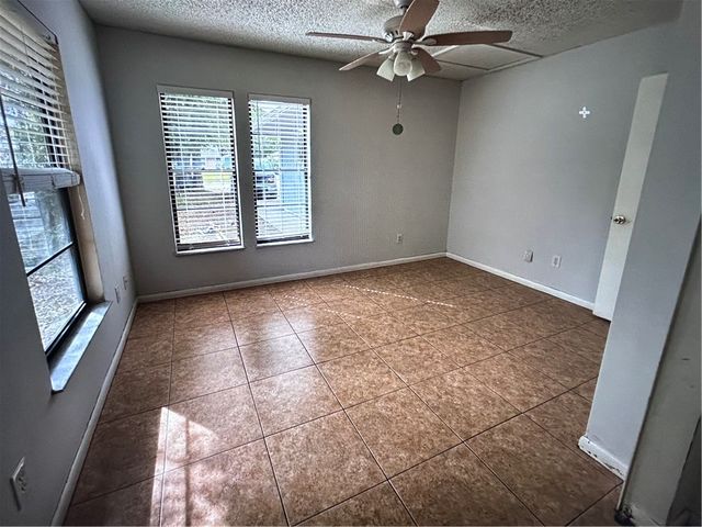 1036 19th Avenue SW, Vero Beach, FL 32962