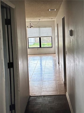1036 19th Avenue SW, Vero Beach, FL 32962