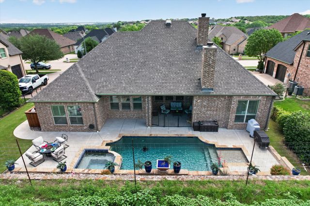 4500 Knoll Ridge Drive, Fort Worth, TX 76008
