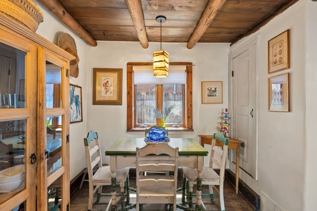 2-B Camino Las Cuatas, Santa Fe, NM 87506