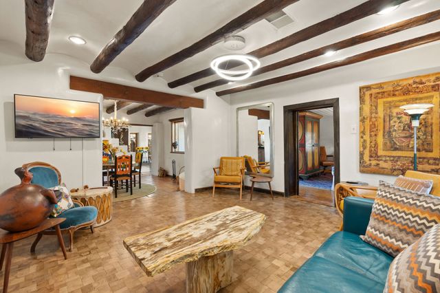 2-B Camino Las Cuatas, Santa Fe, NM 87506