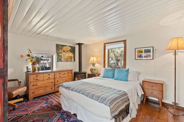 2-B Camino Las Cuatas, Santa Fe, NM 87506