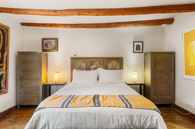 2-B Camino Las Cuatas, Santa Fe, NM 87506