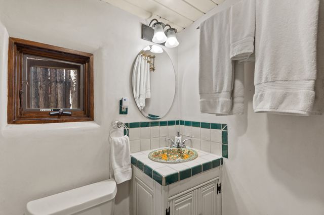 2-B Camino Las Cuatas, Santa Fe, NM 87506