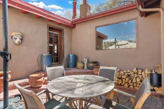 2-B Camino Las Cuatas, Santa Fe, NM 87506