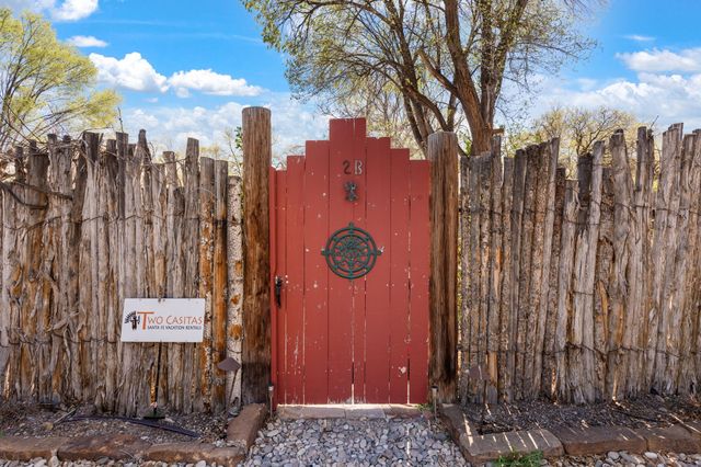 2-B Camino Las Cuatas, Santa Fe, NM 87506