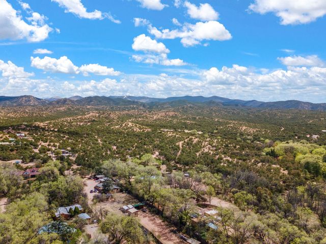 2-B Camino Las Cuatas, Santa Fe, NM 87506