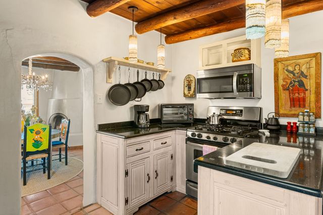 2-B Camino Las Cuatas, Santa Fe, NM 87506