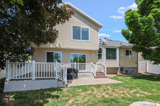 142 E 2675 S, Clearfield, UT 84015