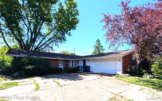 1821 Rockcreek Lane, Flint, MI 48507