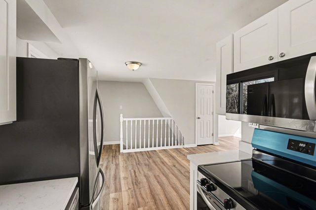 32 Julia Avenue, Florence, KY 41042